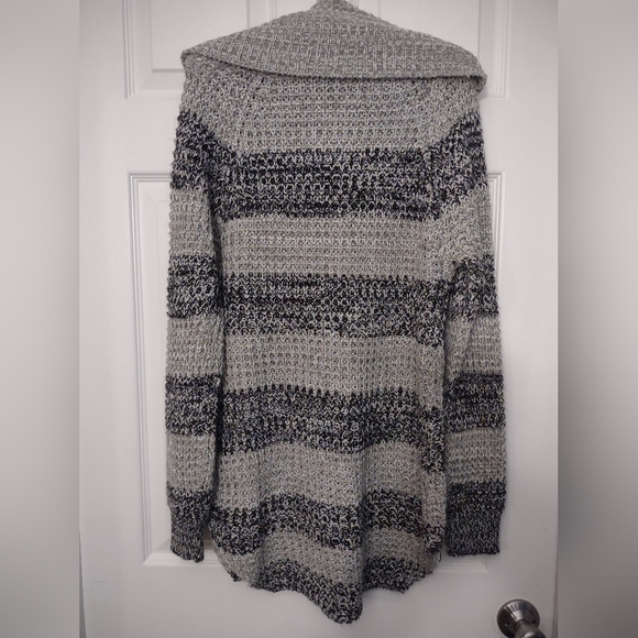 Rue 21 Sweater - Picture 3 of 3